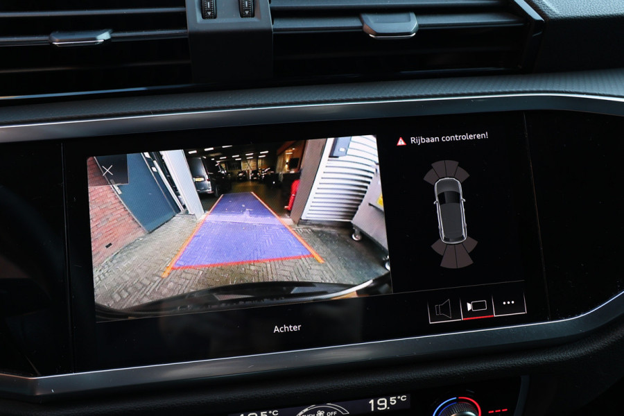 Audi Q3 35 TFSI Pro Line | Panoramadak | ACC | Side Assist | Lane Assist | Stoelverwarming | Camera | CarPlay | Keyless Go | Virtual Cockpit | F1 Flippers | Inc BTW | Nieuwe APK