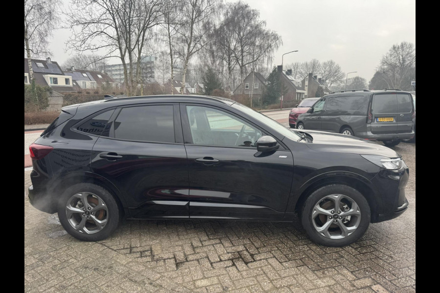 Ford Kuga 2.5 PHEV ST-Line 243pk | Nieuw Model | Orig. NL auto | Wegklapbare trekhaak | Winter Pack | 2.100kg trekgewicht | Achteruitrijcamera
