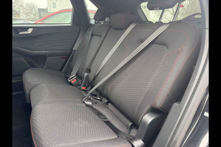 Ford Kuga 2.5 PHEV ST-Line 243pk | Nieuw Model | Orig. NL auto | Wegklapbare trekhaak | Winter Pack | 2.100kg trekgewicht | Achteruitrijcamera