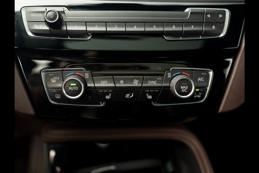 BMW X1 sDrive20i High Executive | Trekhaak afnb. | Panodak | Head Up | Camera | Elk. A-klep | Leder | Prijs Rijklaar!!