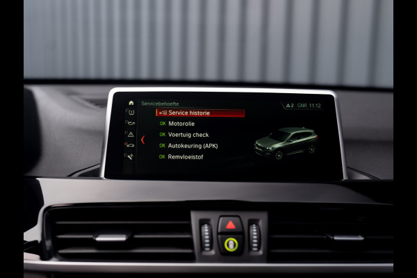 BMW X1 sDrive20i High Executive | Trekhaak afnb. | Panodak | Head Up | Camera | Elk. A-klep | Leder | Prijs Rijklaar!!