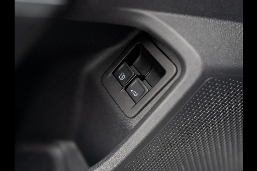 CUPRA Formentor 1.4 e-Hybrid Adrenaline | Elk. A-klep | Camera | 19'' | Stoelverw. | Prijs Rijklaar!!