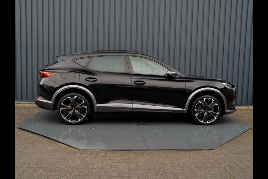 CUPRA Formentor 1.4 e-Hybrid Adrenaline | Elk. A-klep | Camera | 19'' | Stoelverw. | Prijs Rijklaar!!