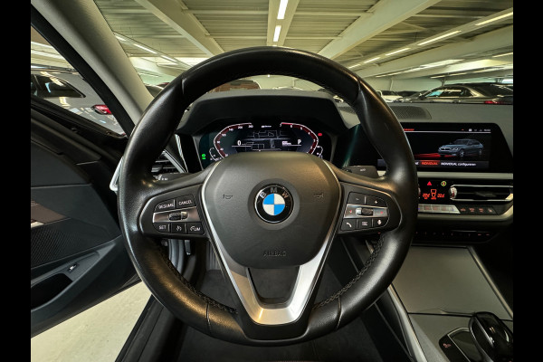 BMW 3-serie 330e High Executive Leder|CarPlay|NL Auto|NAP