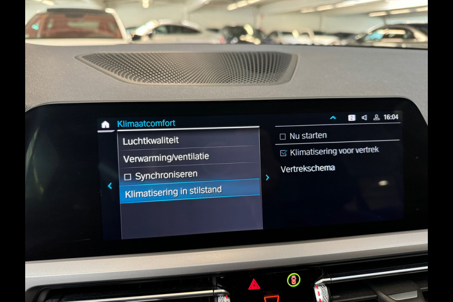 BMW 3-serie 330e High Executive Leder|CarPlay|NL Auto|NAP