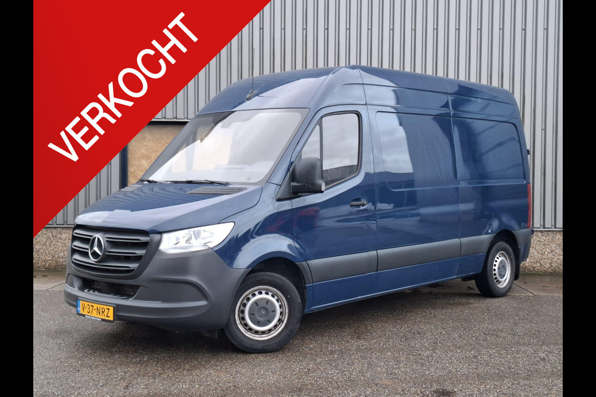 Mercedes-Benz Sprinter 311 CDI GB L2 FWD Functional 3.5T / AIRCO / CAMERA / 3 ZITS / DEALER ONDERHOUDEN / NAVI