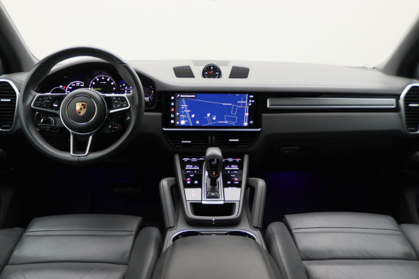 Porsche Cayenne 3.0 E-Hybrid Platinum Edition Sport Chrono Plus, Panoramadak, Luchtvering, Trekhaak, BOSE, 21"