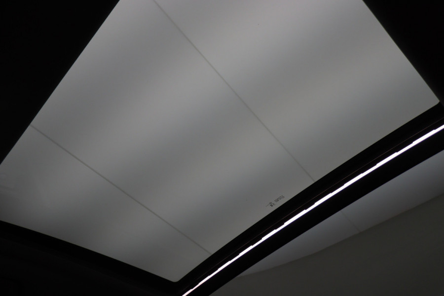 Porsche Cayenne 3.0 E-Hybrid Platinum Edition Sport Chrono Plus, Panoramadak, Luchtvering, Trekhaak, BOSE, 21"