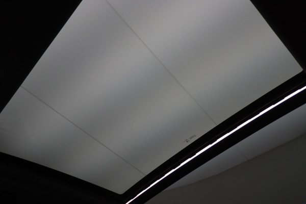 Porsche Cayenne 3.0 E-Hybrid Platinum Edition Sport Chrono Plus, Panoramadak, Luchtvering, Trekhaak, BOSE, 21"