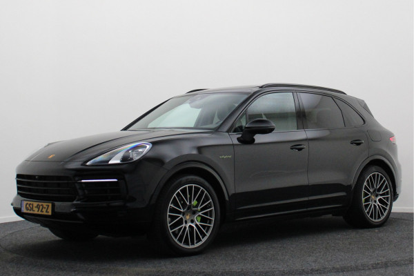 Porsche Cayenne 3.0 E-Hybrid Platinum Edition Sport Chrono Plus, Panoramadak, Luchtvering, Trekhaak, BOSE, 21"