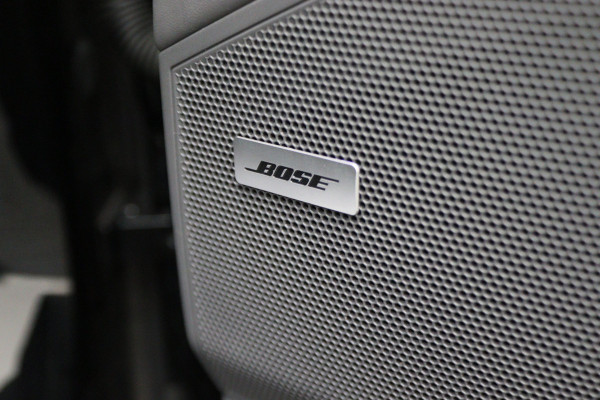 Porsche Cayenne 3.0 E-Hybrid Platinum Edition Sport Chrono Plus, Panoramadak, Luchtvering, Trekhaak, BOSE, 21"