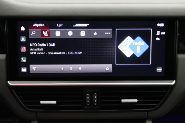 Porsche Cayenne 3.0 E-Hybrid Platinum Edition Sport Chrono Plus, Panoramadak, Luchtvering, Trekhaak, BOSE, 21"