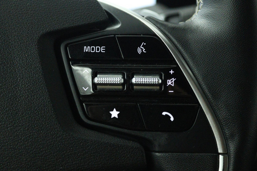Kia Ev6 GT-Line 77.4 kWh 100% SOH (PANORAMADAK, STOELVERWARMING/KOELING, STUURVERWARMING, CAMERA, ELEKTR STOELEN, SFEERVERLICHTING