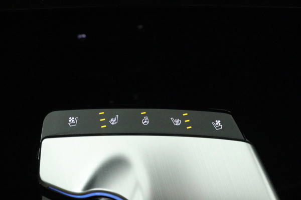 Kia Ev6 GT-Line 77.4 kWh 100% SOH (PANORAMADAK, STOELVERWARMING/KOELING, STUURVERWARMING, CAMERA, ELEKTR STOELEN, SFEERVERLICHTING