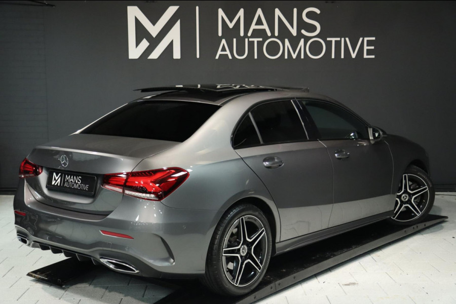 Mercedes-Benz A-Klasse A250 AMG / PANO / KEYLESS / ACC / CAMERA / DODEHOEK
