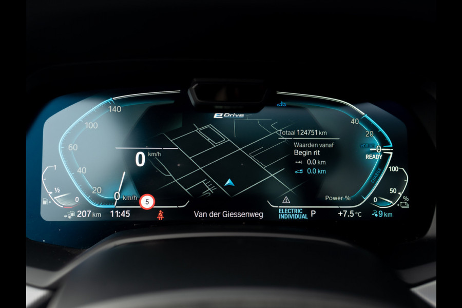 BMW X5 xDrive45e High Executive | M-Sport | Pano | Trekhaak | 360 Camera | Head Up | Luchtvering | Prijs Rijklaar!!