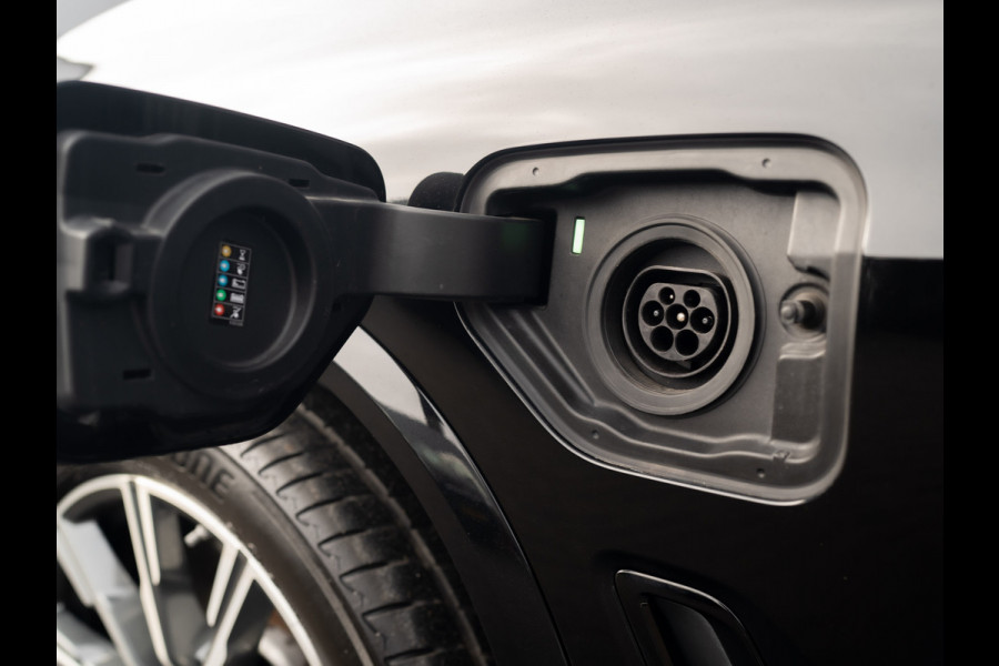 BMW X5 xDrive45e High Executive | M-Sport | Pano | Trekhaak | 360 Camera | Head Up | Luchtvering | Prijs Rijklaar!!