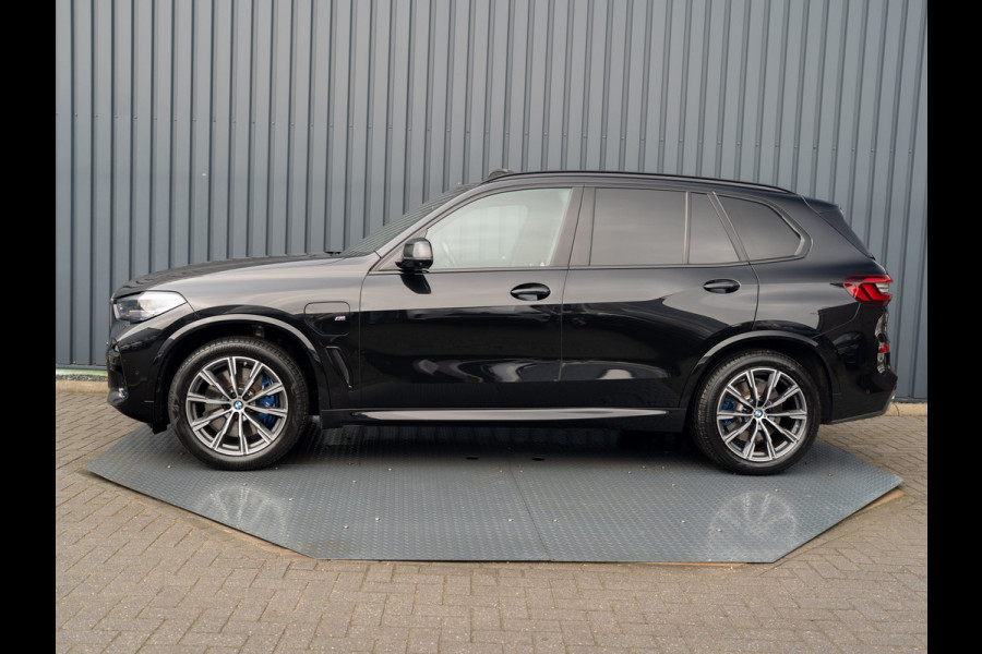 BMW X5 xDrive45e High Executive | M-Sport | Pano | Trekhaak | 360 Camera | Head Up | Luchtvering | Prijs Rijklaar!!