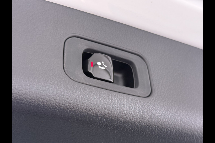 Mercedes-Benz GLC GLC 300 e 4M AMG Line | Achterasbesturing Luchtvering Trekhaak Burmester Distronic