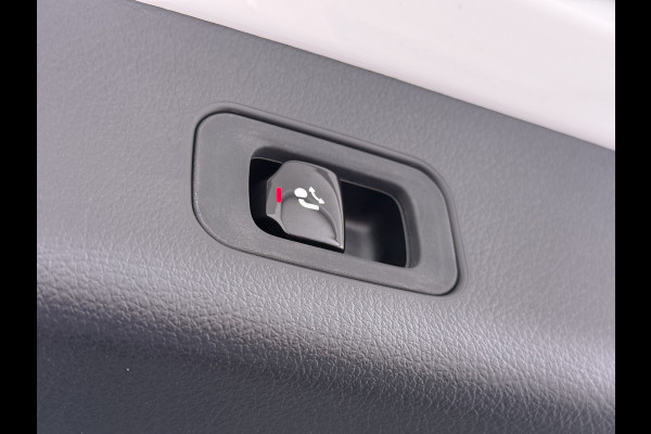 Mercedes-Benz GLC GLC 300 e 4M AMG Line | Achterasbesturing Luchtvering Trekhaak Burmester Distronic