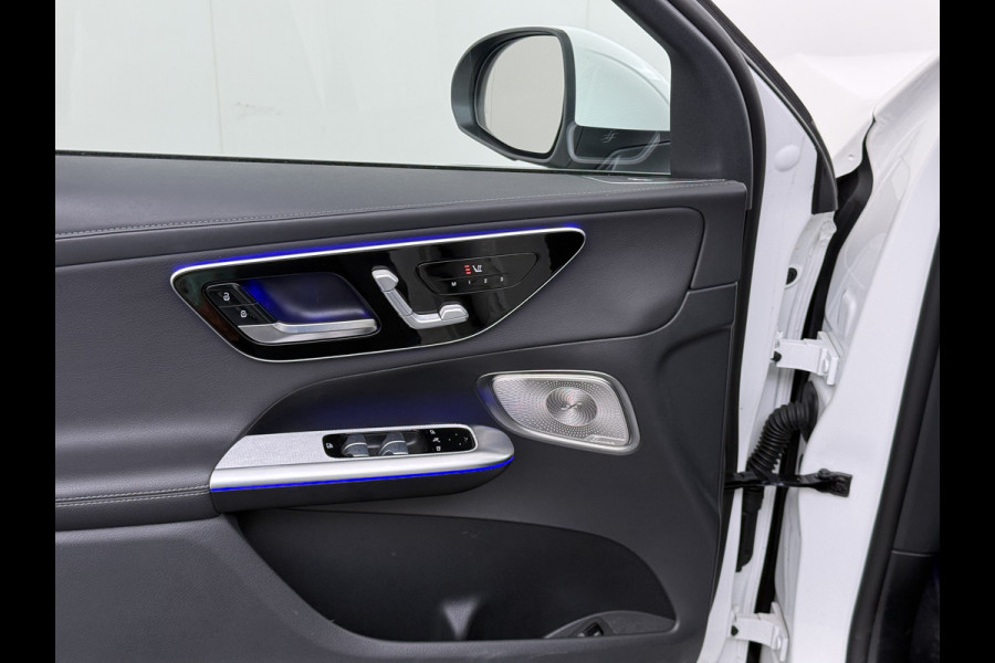 Mercedes-Benz GLC GLC 300 e 4M AMG Line | Achterasbesturing Luchtvering Trekhaak Burmester Distronic