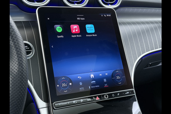 Mercedes-Benz GLC GLC 300 e 4M AMG Line | Achterasbesturing Luchtvering Trekhaak Burmester Distronic