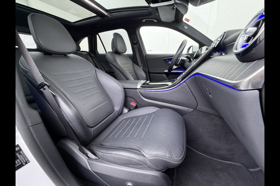 Mercedes-Benz GLC GLC 300 e 4M AMG Line | Achterasbesturing Luchtvering Trekhaak Burmester Distronic