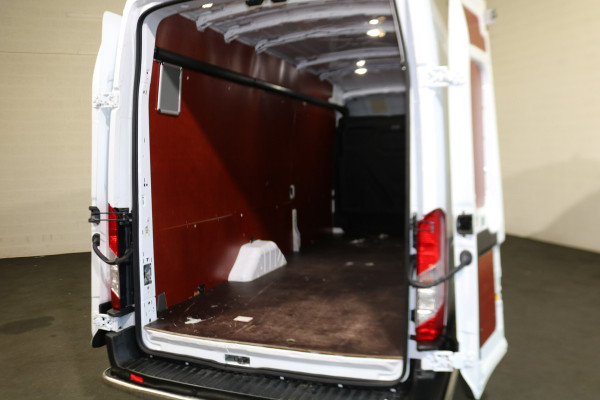 Ford Transit 2.0 TDCI 130pk L4 H3 Trend Airco 270Gr Achterdeuren