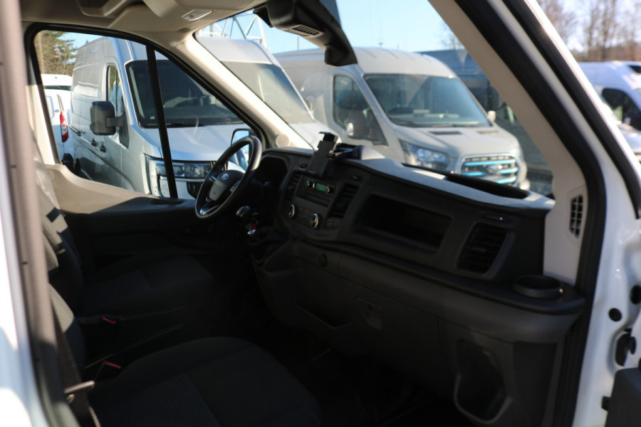 Ford Transit 2.0 TDCI 130pk L4 H3 Trend Airco 270Gr Achterdeuren
