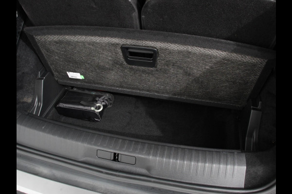 Peugeot 5008 1.2 Hybrid 145pk Automaat Allure 7p | Navigatie | Apple Carplay/Android Auto | Camera | Climate control | Dab | Led | Keyless start | Lichtmetalen Velgen | Parkeer sensoren