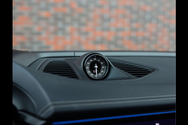 Porsche Macan Turbo 100 kWh | Sport Chrono - Pano - Pas. Display