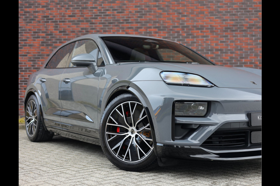 Porsche Macan Turbo 100 kWh | Sport Chrono - Pano - Pas. Display