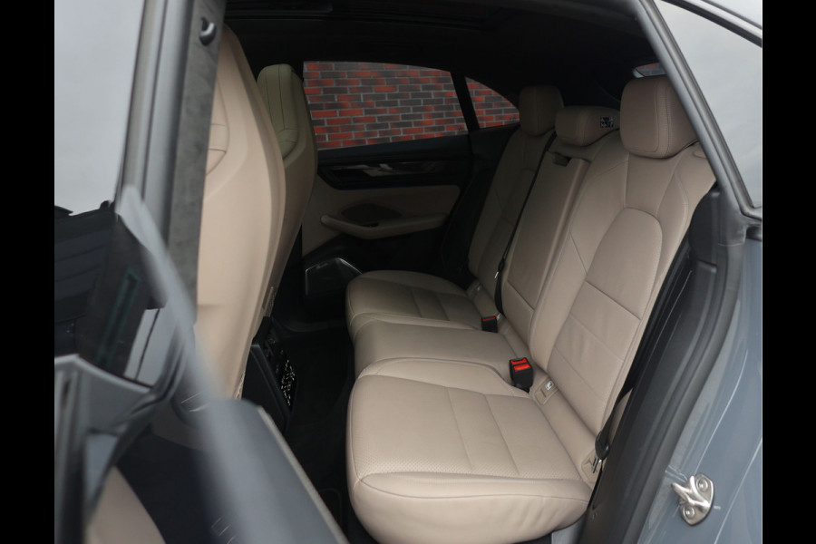 Porsche Macan Turbo 100 kWh | Sport Chrono - Pano - Pas. Display