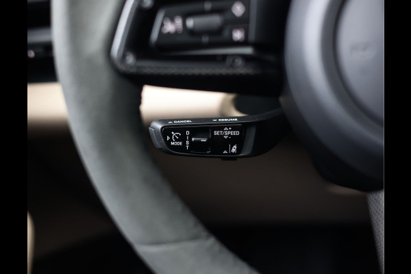 Porsche Macan Turbo 100 kWh | Sport Chrono - Pano - Pas. Display