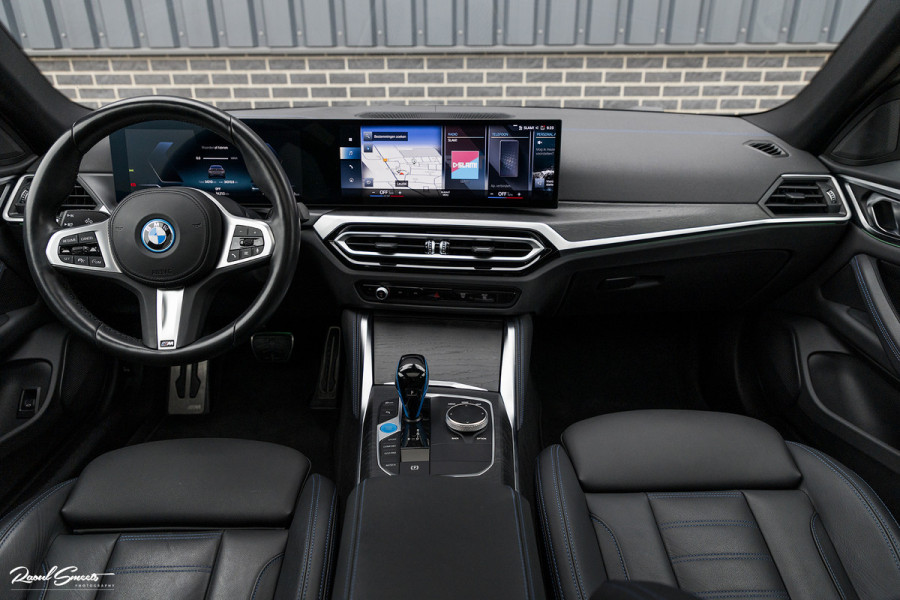 BMW i4 eDrive40 84 | M-sport | Brooklyn | Adaptive cruise | Open dak |