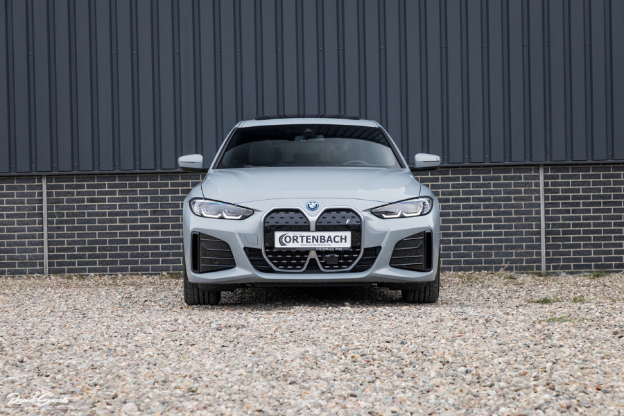 BMW i4 eDrive40 84 | M-sport | Brooklyn | Adaptive cruise | Open dak |