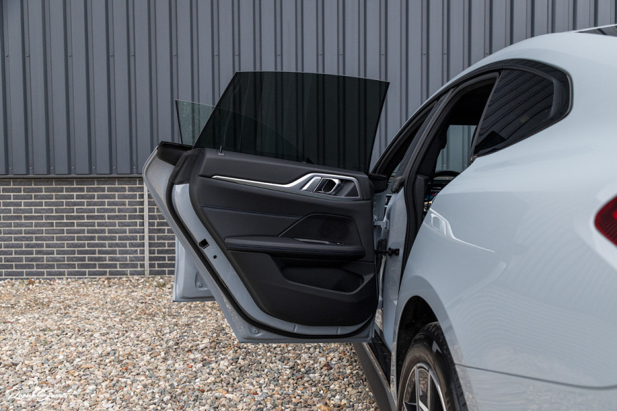 BMW i4 eDrive40 84 | M-sport | Brooklyn | Adaptive cruise | Open dak |