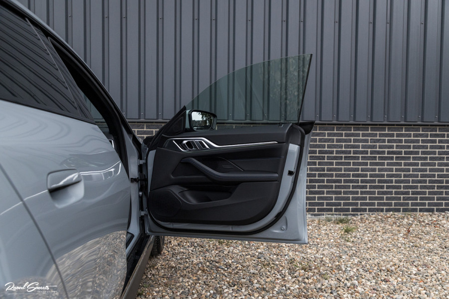BMW i4 eDrive40 84 | M-sport | Brooklyn | Adaptive cruise | Open dak |