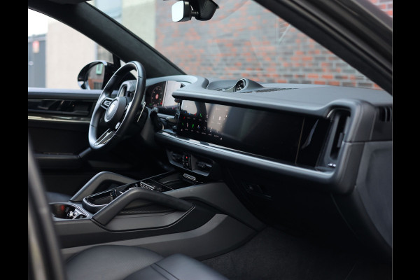 Porsche Cayenne Coupé 4.0 Turbo E-Hybrid | Quartzit - Pano - Trekhaak - Sport Chrono
