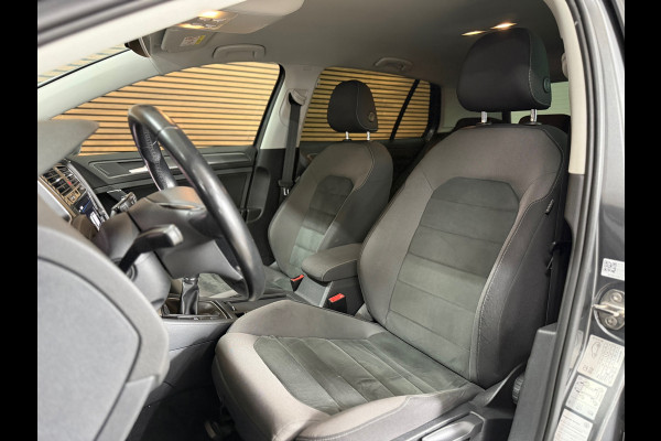 Volkswagen Golf 1.5 TSI | Black Style | Virtual | LED | ACC | Camera | Multimedia | Clima | Sportonderstel | Trekhaak | NAP |