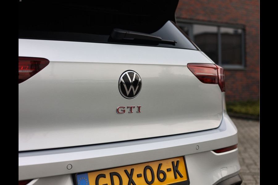Volkswagen Golf 2.0 TSI GTI | Clubsport - Black Style - 19" Scottsdale