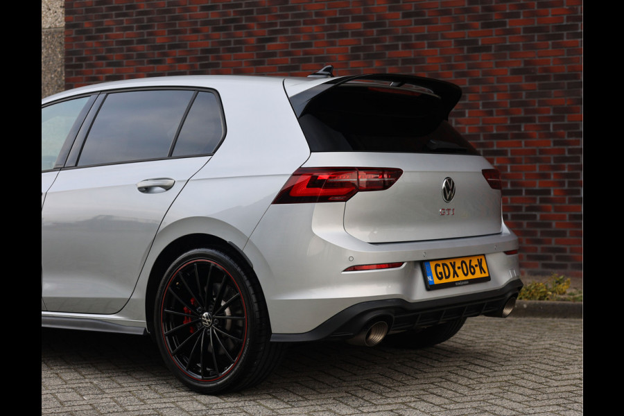 Volkswagen Golf 2.0 TSI GTI | Clubsport - Black Style - 19" Scottsdale