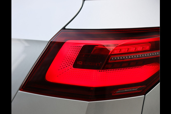 Volkswagen Golf 2.0 TSI GTI | Clubsport - Black Style - 19" Scottsdale