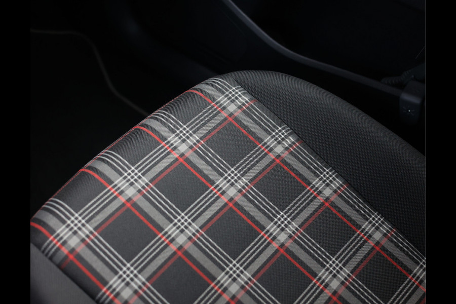 Volkswagen up! 1.0 TSI GTI | Beats - Camera - Stoelverwarming