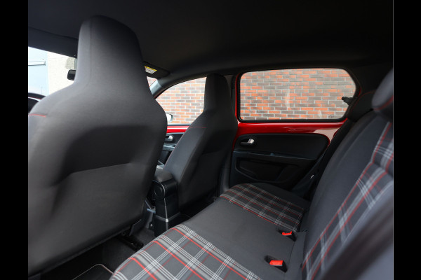 Volkswagen up! 1.0 TSI GTI | Beats - Camera - Stoelverwarming
