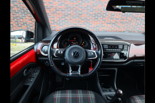 Volkswagen up! 1.0 TSI GTI | Beats - Camera - Stoelverwarming