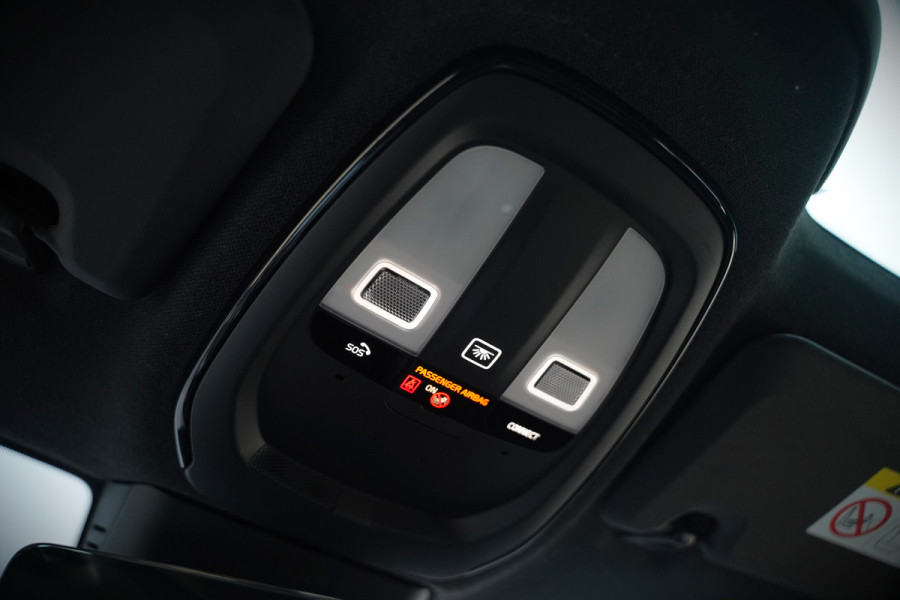 Polestar 2 Long Range Dual Motor Launch Edition 78kWh | Panoramadak | Stoelverwarming | Stuurverwarming | Harman Kardon | Memory Seat | 360 Camera | Keyless | Elektrische Trekhaak | Apple Carplay | BTW | LED |