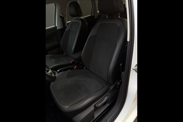 Volkswagen Taigo 1.0 TSI Life CarPlay Camera LED