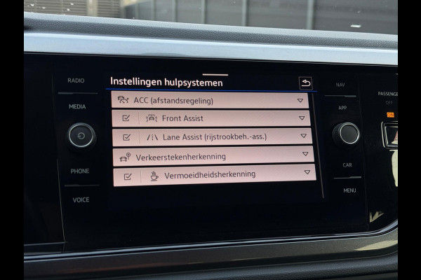 Volkswagen Taigo 1.0 TSI Life CarPlay Camera LED