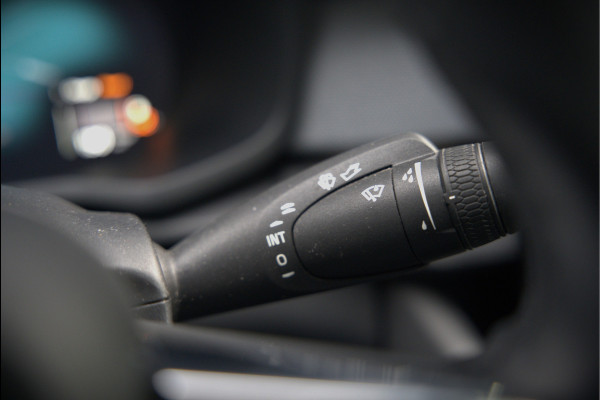 Polestar 2 Long Range Dual Motor Launch Edition 78kWh | Panoramadak | Stoelverwarming | Stuurverwarming | Harman Kardon | Memory Seat | 360 Camera | Keyless | Elektrische Trekhaak | Apple Carplay | BTW | LED |